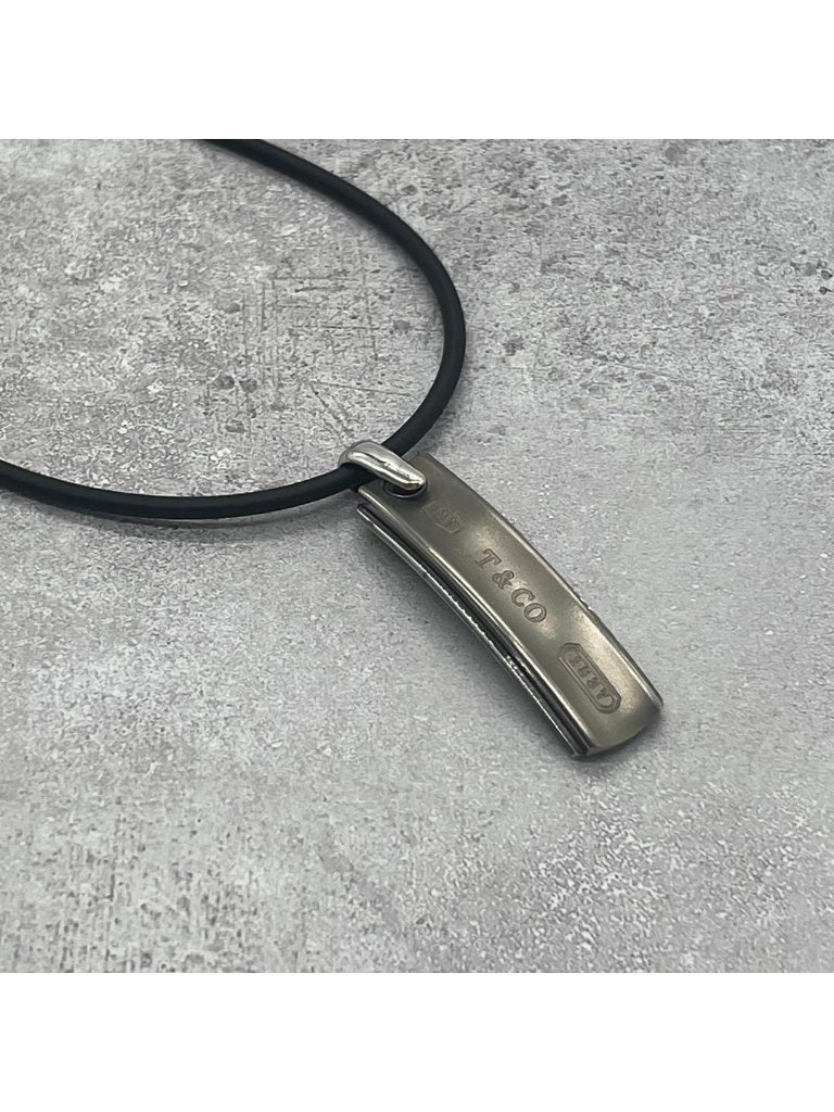 Tiffany & Co Bar Plate Ruba Necklace